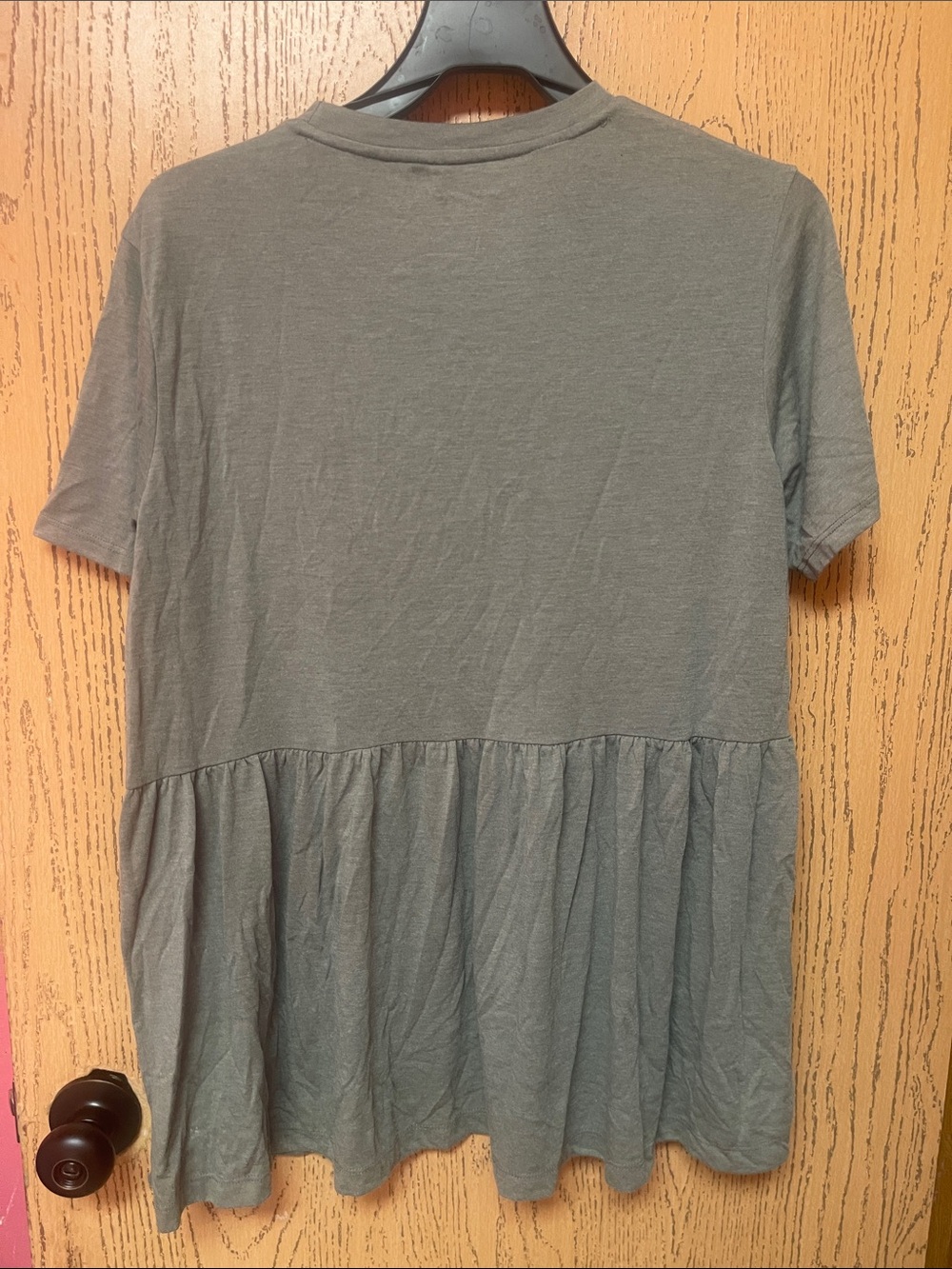 American Eagle Outfitters Gray Short Sleeve Peplum Tunic - Picture 3 of 3